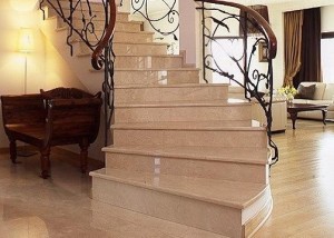 Jakie płytki na schody zewnętrzne?